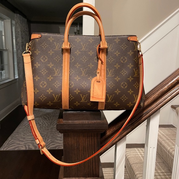 Authentic Louis Vuitton - Picture 1 of 3